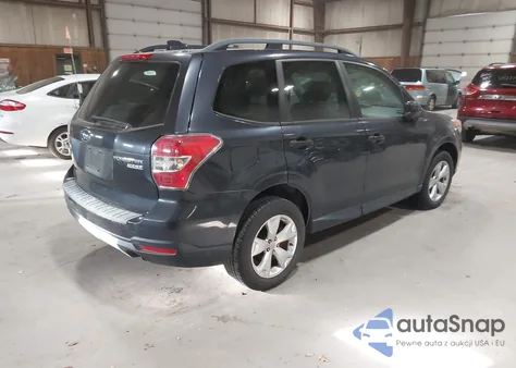 2016 Subaru Forester 2.5I Premium z USA, uszkodzony, nr VIN JF2SJADC5GH472689